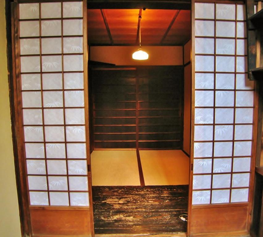 Small World Guest House Kyoto Phòng bức ảnh